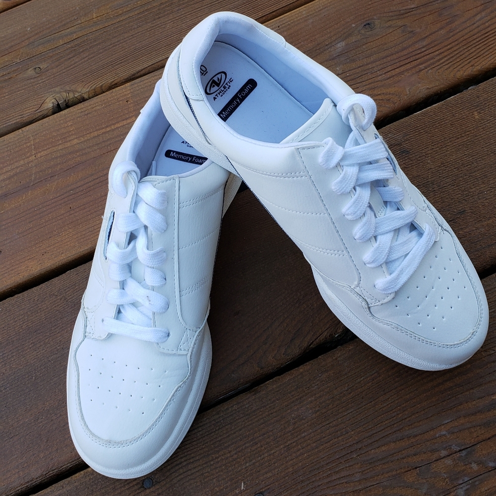 Bloggers Fav Athletic Works Sneakers for Denim 10 - Picture 8 of 10